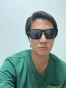 hoaarisa – webcam model profile photo Image 10