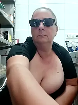 El-Jouri – webcam model profile photo Image 3