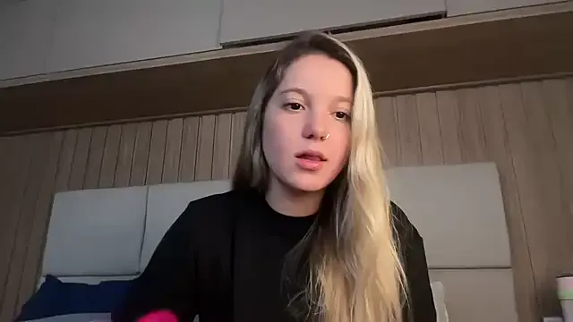 camiysebas21 – webcam model profile photo Image 5