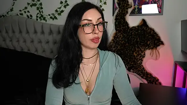 OnlyPragya – webcam model profile photo Image 16