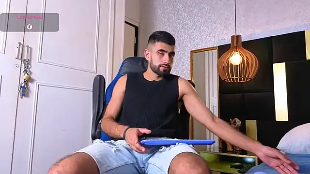 El-Jouri – webcam model profile photo Image 14