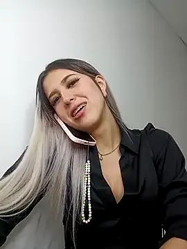 Rinamay_ – webcam model profile photo Image 12