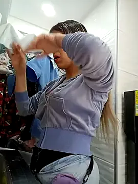 Rinamay_ – webcam model profile photo Image 14