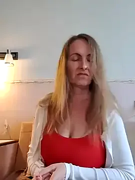 RomanticCouple432 – webcam model profile photo Image 6