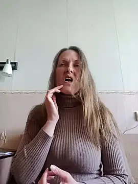 RomanticCouple432 – webcam model profile photo Image 9