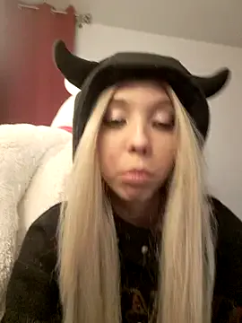 Sofia18_pinkk – webcam model profile photo Image 6