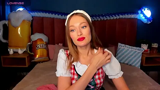 minamoons – webcam model profile photo Image 18