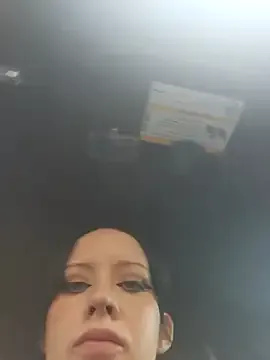 grettabenett_ profile photo Image 19