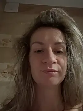 curvyflawless – webcam model profile photo Image 17