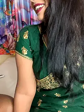 JENNIFERtamil – webcam model profile photo Image 7