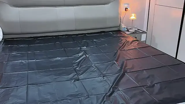 royaldestruction2-0 – webcam model profile photo Image 17