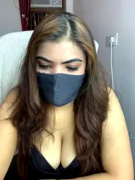 _Alicee_1 – webcam model profile photo Image 13