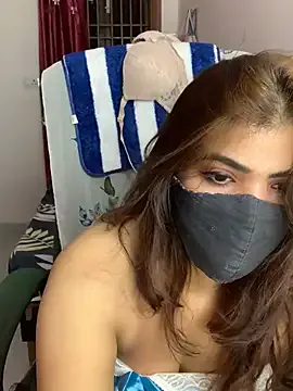 _Alicee_1 – webcam model profile photo Image 9