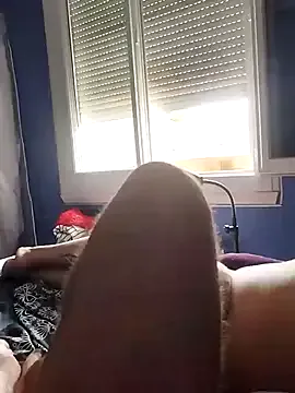 CaseyCumFace – webcam model profile photo Image 2