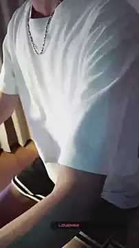 bigcocktwunk4u – webcam model profile photo Image 11