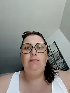 PumaShyXD – webcam model profile photo Image 5