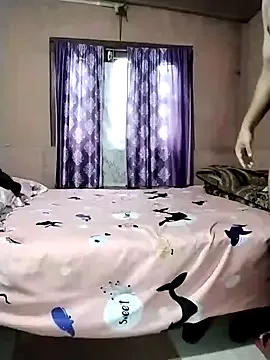 kriskras__ – webcam model profile photo Image 9