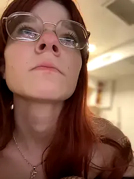 RollDolls – webcam model profile photo Image 7