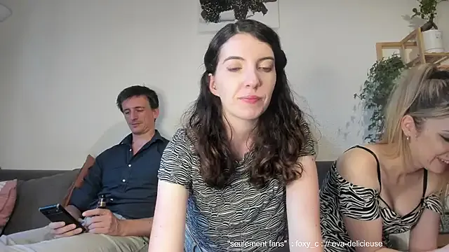 husa_Malikaa – webcam model profile photo Image 10