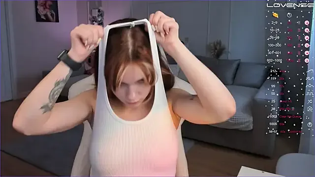 charlotte_stevenss_ – webcam model profile photo Image 2