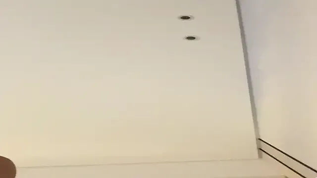 202509yoyo – webcam model profile photo Image 8