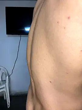 RollDolls – webcam model profile photo Image 16