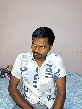 _Alicee_1 – webcam model profile photo Image 15