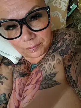 RubyRubin – webcam model profile photo Image 11