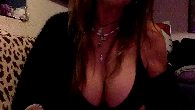 alana15 – webcam model profile photo Image 18