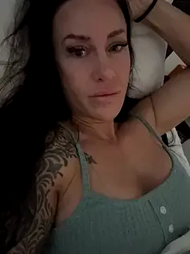 DestinyTurner – webcam model profile photo Image 6