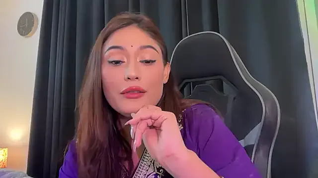 Horny_pratiksha – webcam model profile photo Image 4