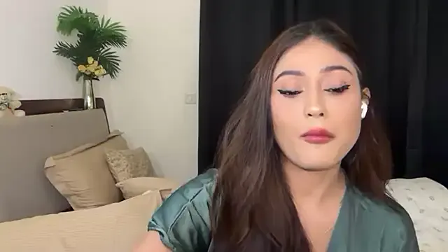 Horny_pratiksha – webcam model profile photo Image 6