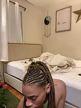 RuslanaXX – webcam model profile photo Image 6