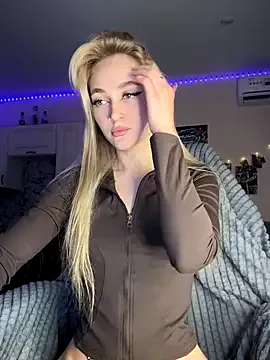 alana15 – webcam model profile photo Image 8