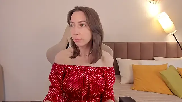 monika_reed1 – webcam model profile photo Image 2