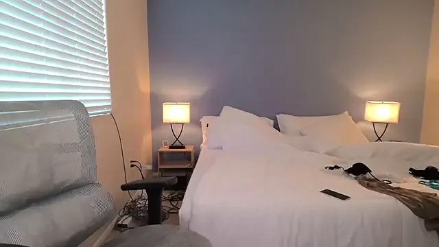 RuslanaXX – webcam model profile photo Image 13