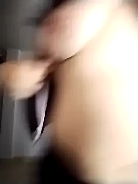 mc-Olivia – webcam model profile photo Image 17