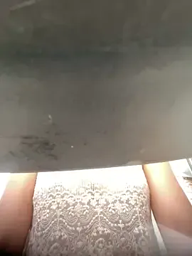 V-Hot-Sweti – webcam model profile photo Image 10