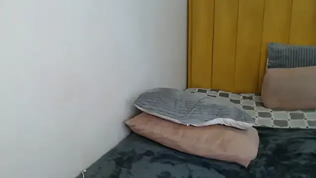 OnlyPragya – webcam model profile photo Image 19