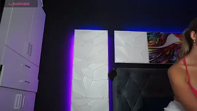 lola_tentatiion – webcam model profile photo Image 6