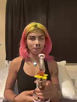 EmiliaCouple – webcam model profile photo Image 14