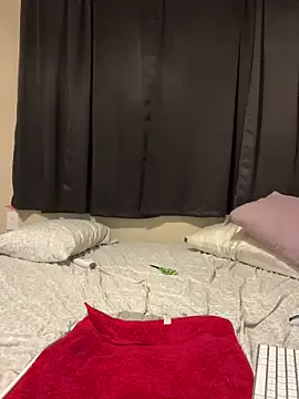 EmiliaCouple – webcam model profile photo Image 15