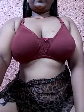 Aurora_-77 – webcam model profile photo Image 13