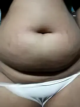 Aurora_-77 – webcam model profile photo Image 4