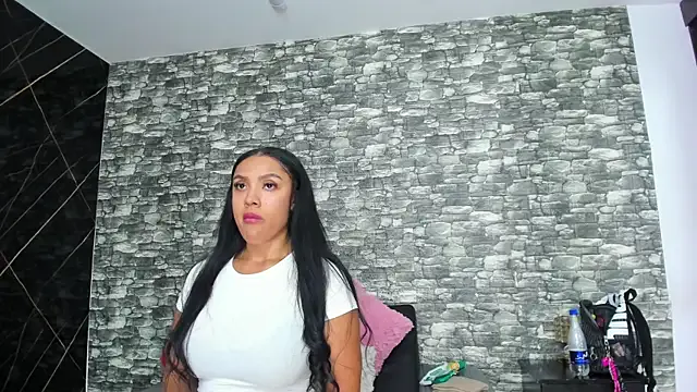 Garima_G – webcam model profile photo Image 15