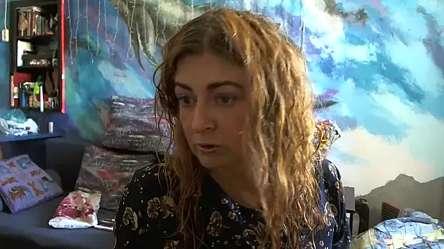 Simone_Miller – webcam model profile photo Image 12