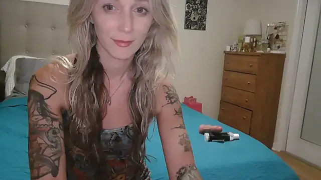 ava_delightt – webcam model profile photo Image 8