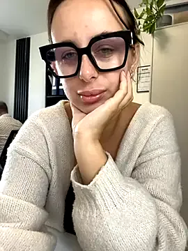 Miss_Aayushi – webcam model profile photo Image 11