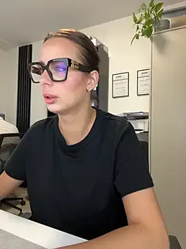 Miss_Aayushi – webcam model profile photo Image 14