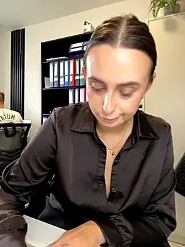 Miss_Aayushi – webcam model profile photo Image 4